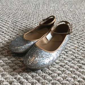 Girls Size 3 Sparkly Slides ✨